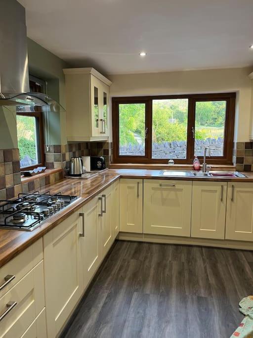 Bryn Rhedyn Cottage Cwm-y-glo Dış mekan fotoğraf