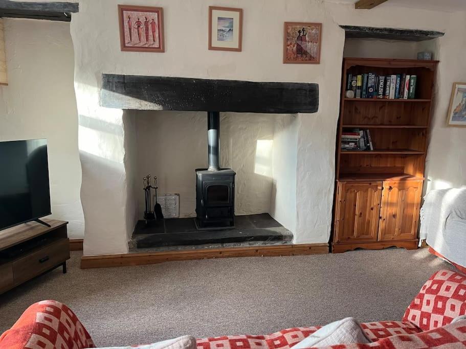 Bryn Rhedyn Cottage Cwm-y-glo Dış mekan fotoğraf